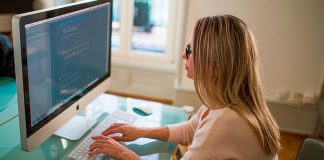 Impulsionados por tecnologia e transporte de cargas, Setor de Serviços crescem 0,1% em fevereiro